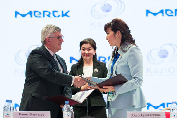 Компания «Мерк» предоставила КазНИИ ОиР инновационное диагностическое оборудование